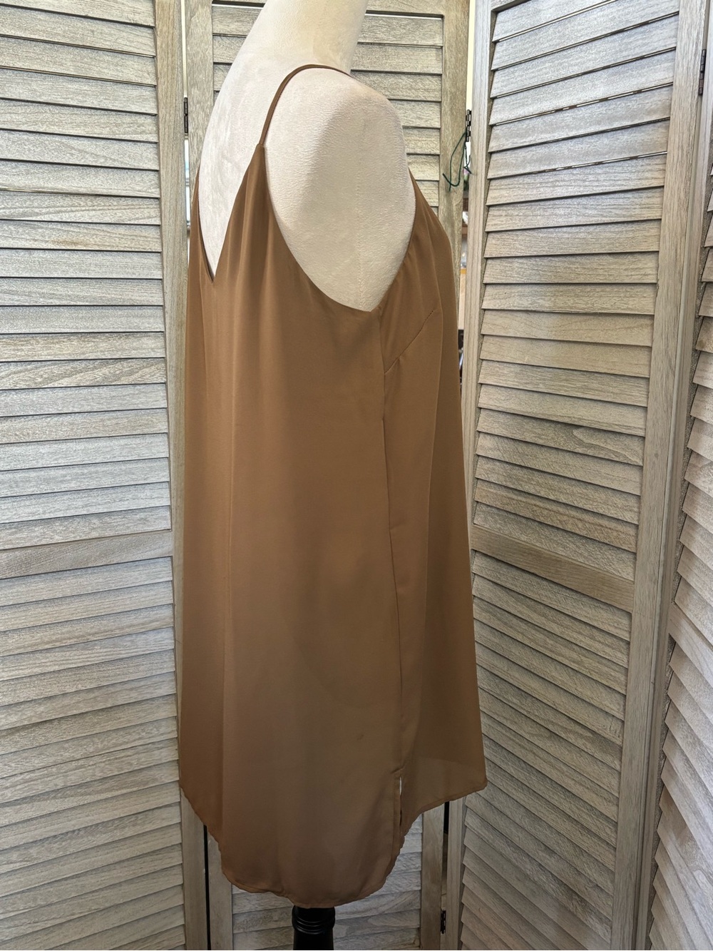 Meraki Nude Taupe Silky VNeck Cami Tank Top SZ XL Fairycore Coquette Plus Size - Picture 3 of 16